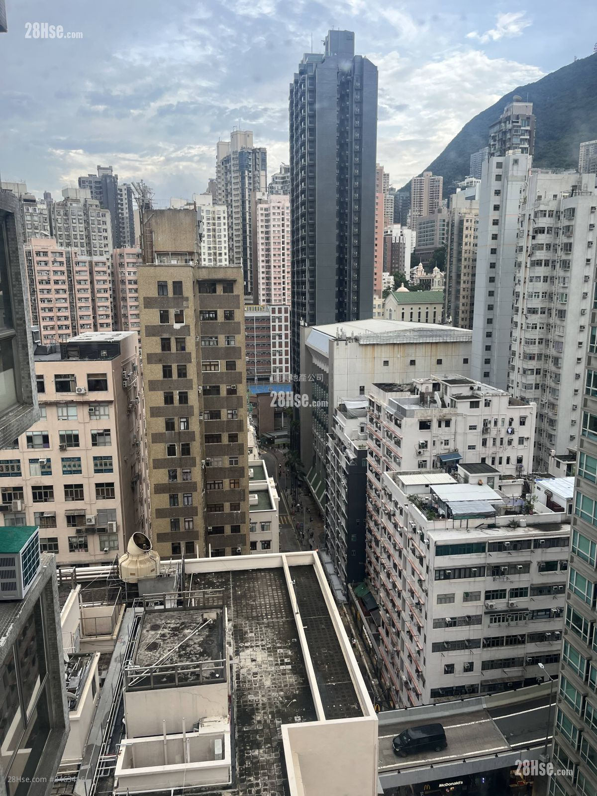 Dragonfair Garden Rental 1 Bedroom 307 ft² ( 28.5 m² )