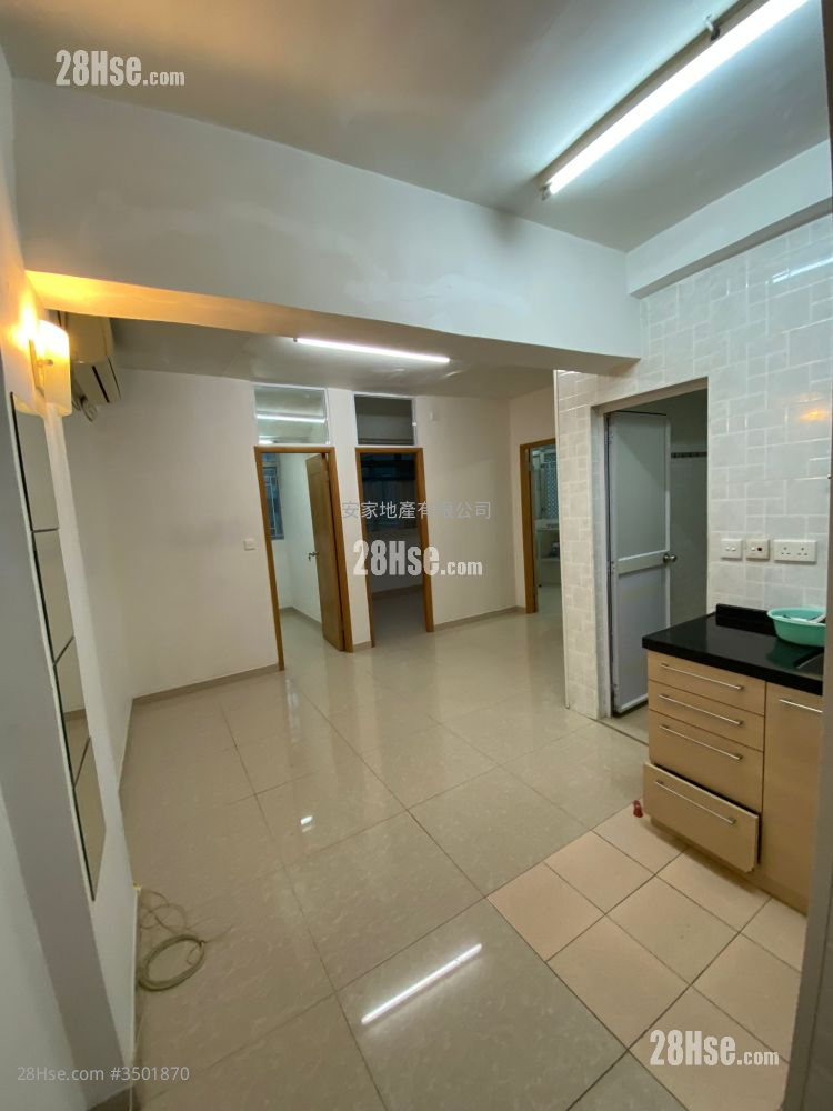 Peony House Rental 3 Bedrooms , 2 Bathrooms 490 ft² ( 45.5 m² )