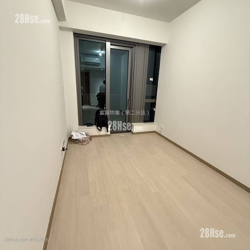 Chill Residence Rental Studio , 1 Bathroom 246 ft² ( 22.9 m² )