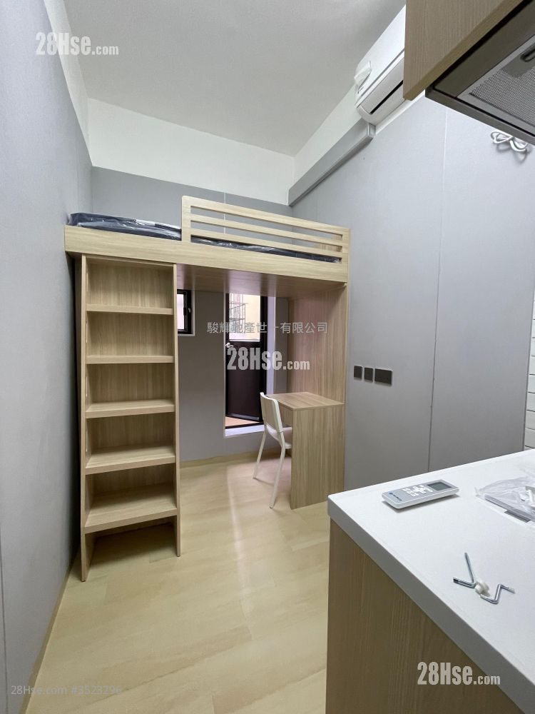 25-27 Hak Po Street Rental Studio , 1 Bathroom 150 ft² ( 13.9 m² )