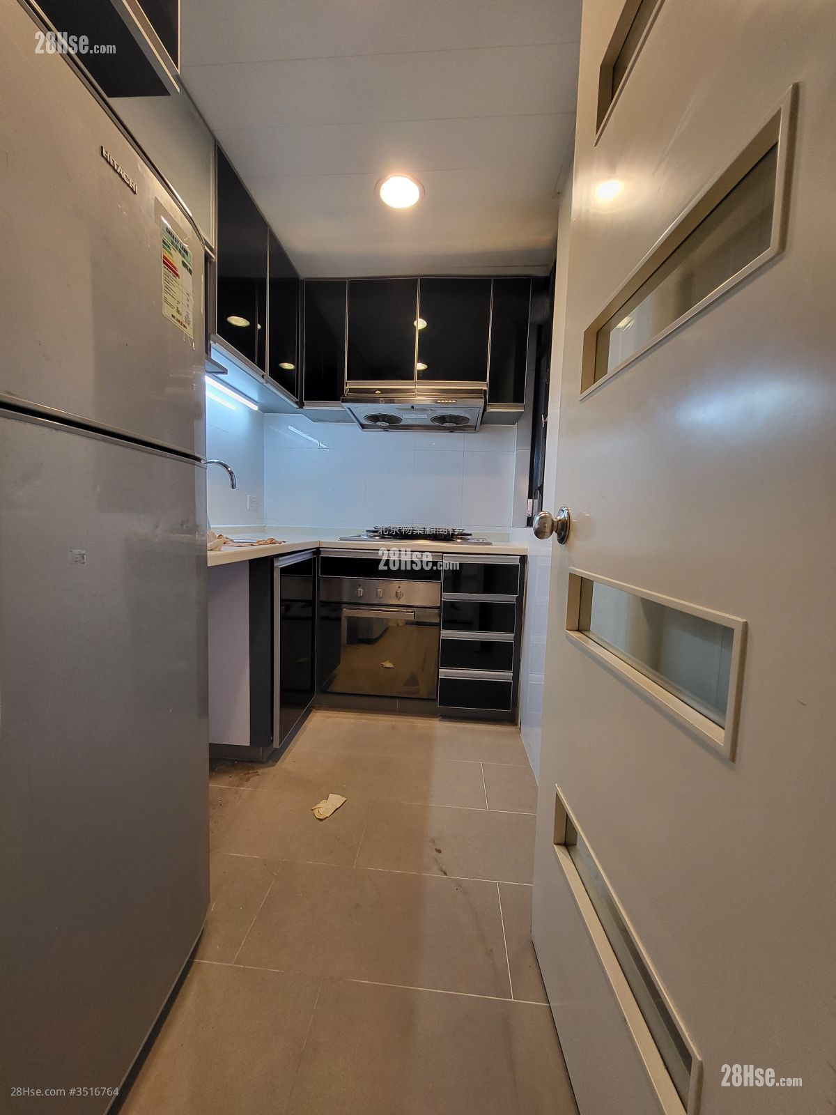 Kornhill Rental 2 Bedrooms , 1 Bathroom 490 ft² ( 45.5 m² )