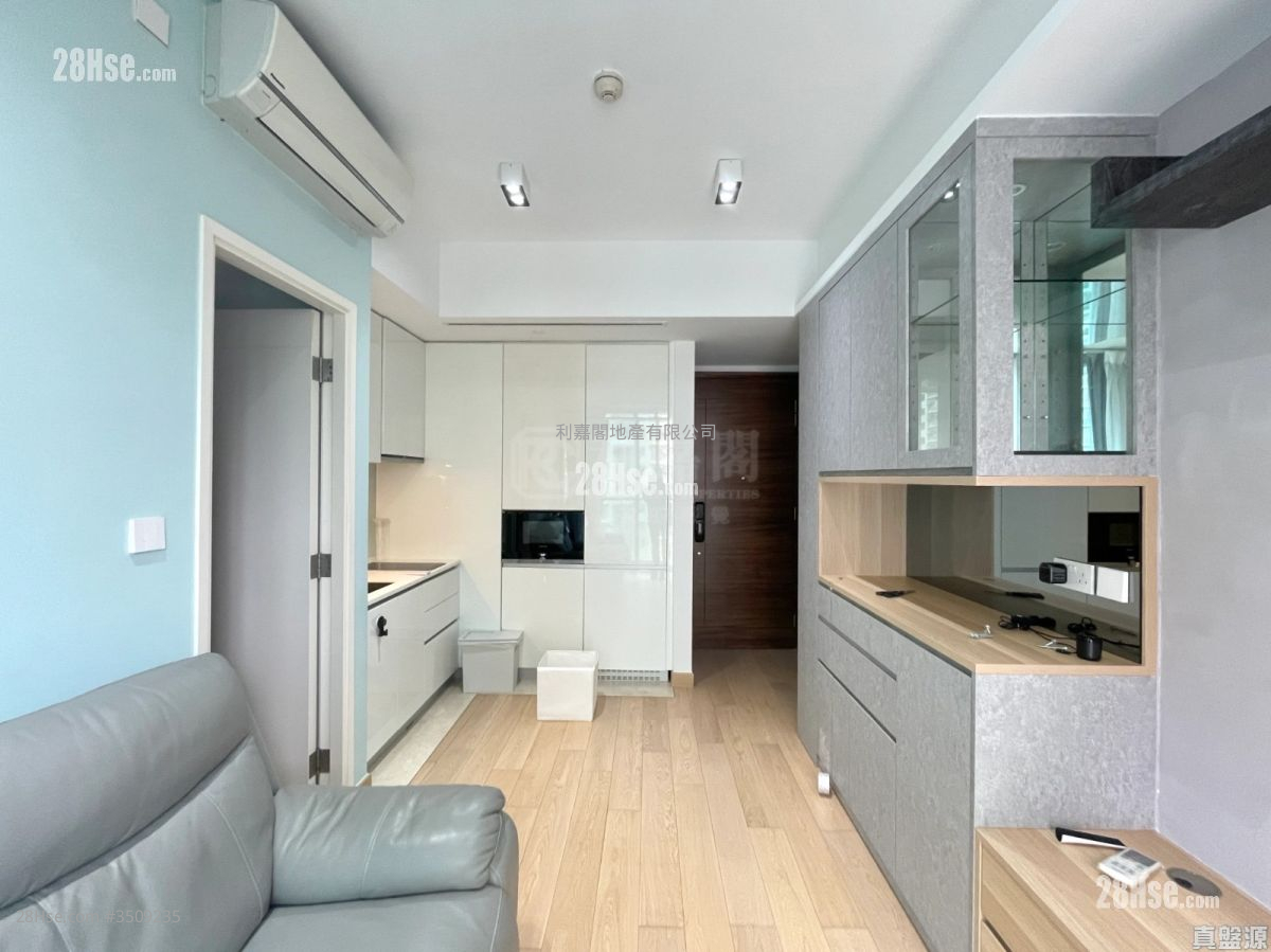 Savannah Sell 1 Bedroom 310 ft² ( 28.8 m² )