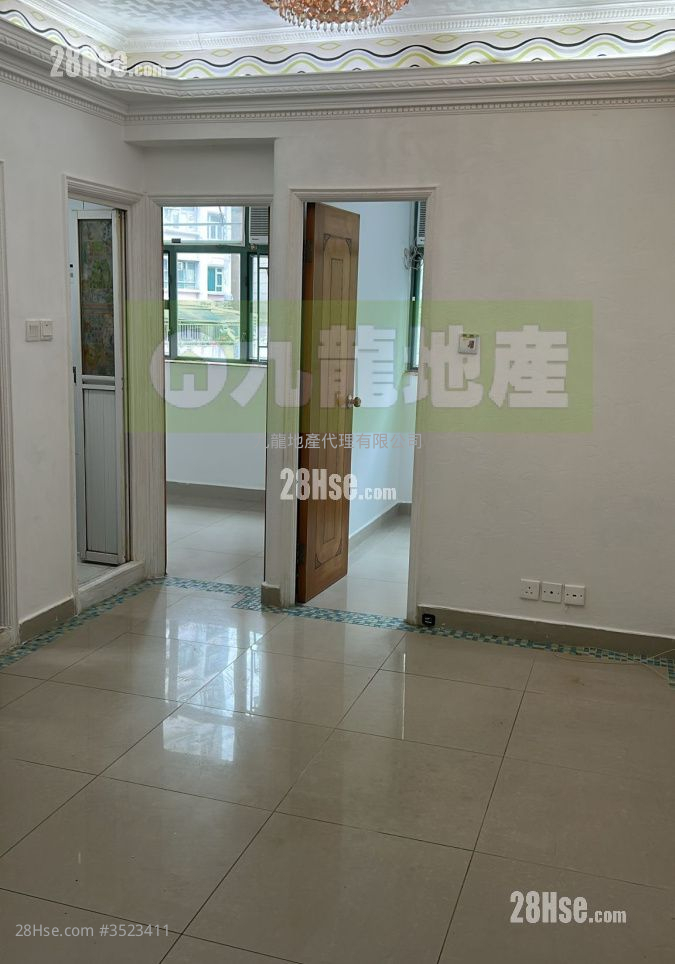 Tai Po House Rental 3 Bedrooms , 1 Bathroom 450 ft² ( 41.8 m² )