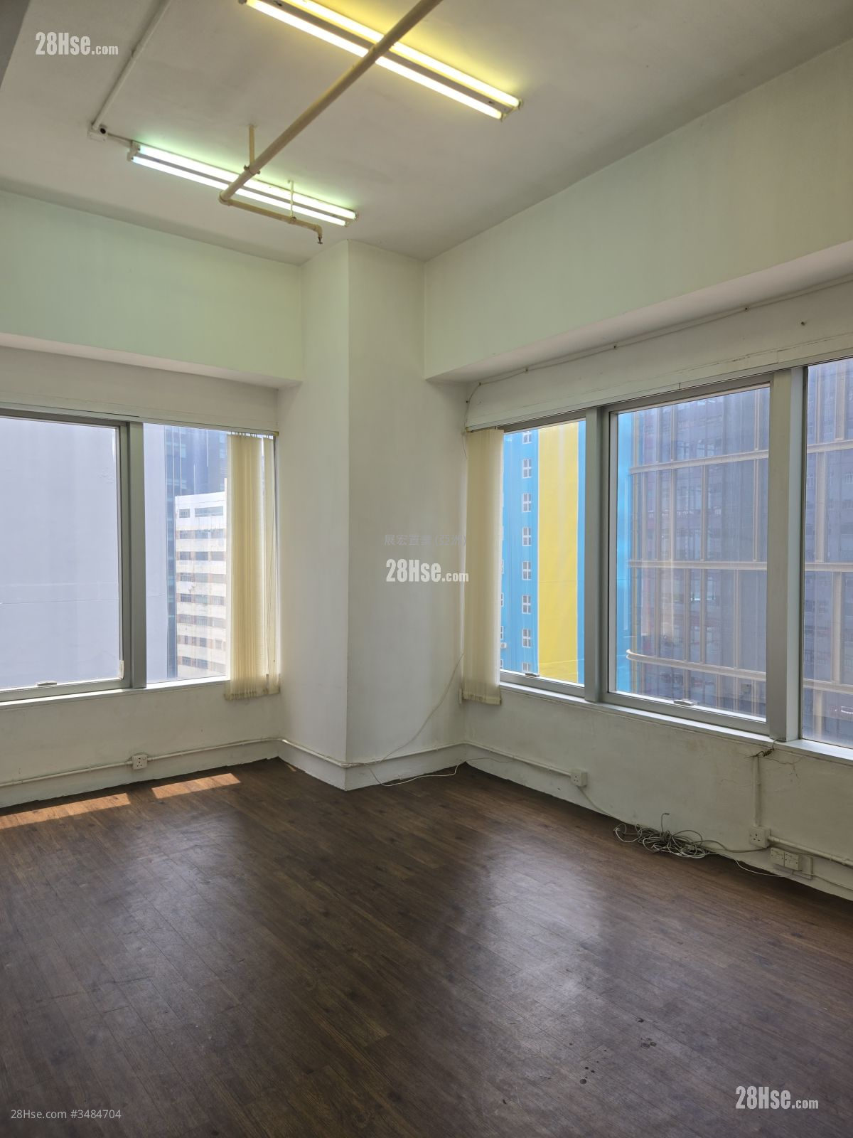 Yan's Tower Rental