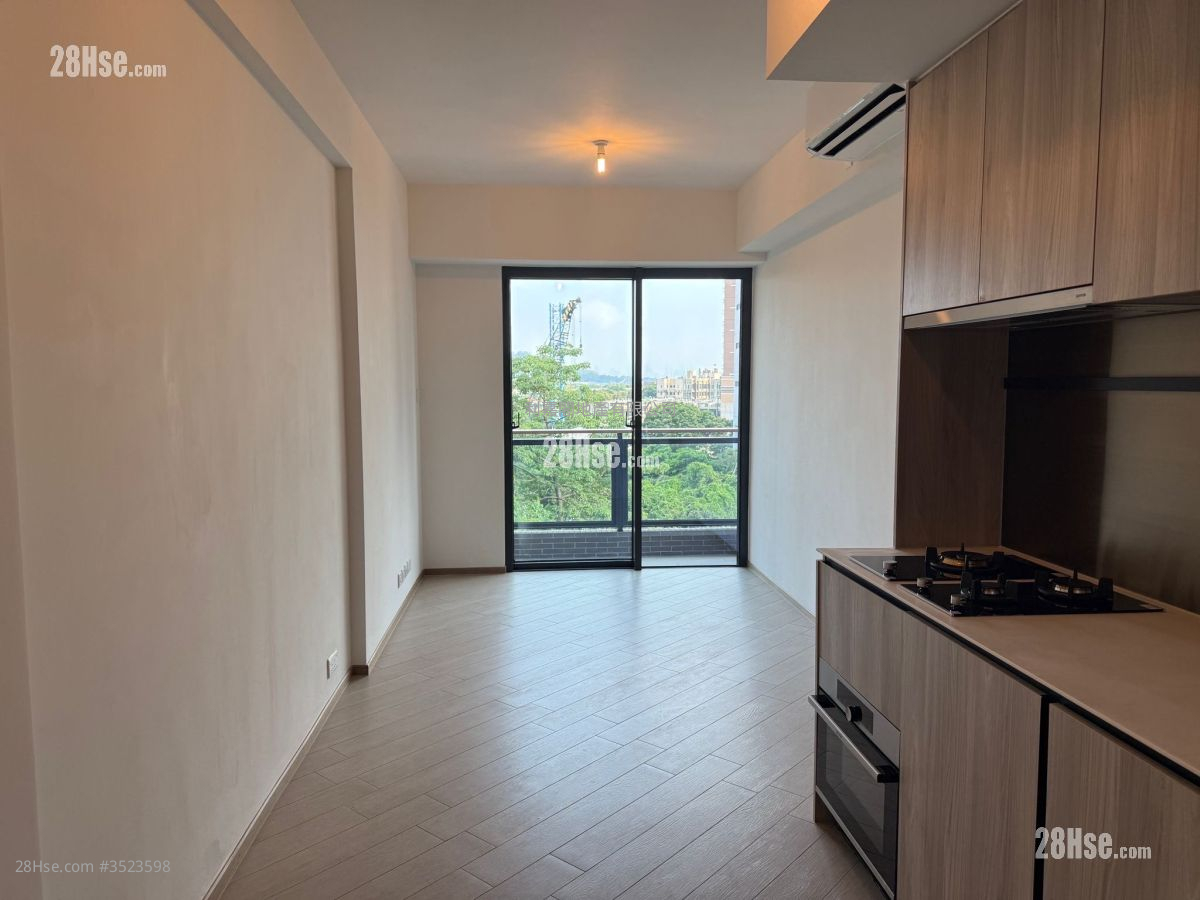 High Park Rental 2 Bedrooms , 1 Bathroom 450 ft² ( 41.8 m² )