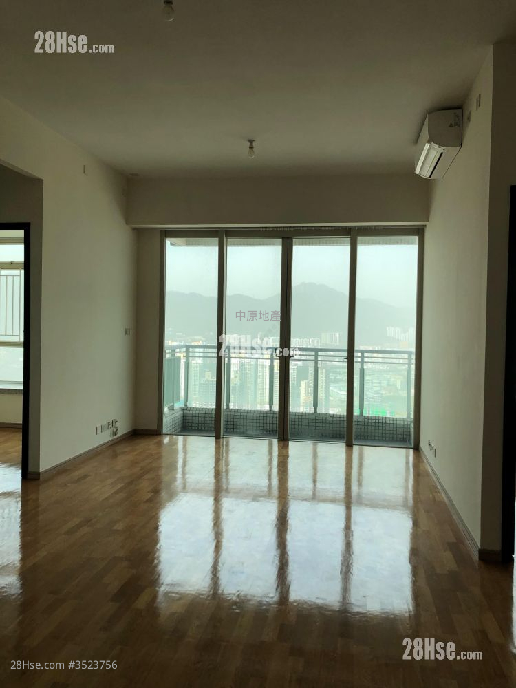 Shining Heights Sell 4 Bedrooms 1,169 ft² ( 108.6 m² )