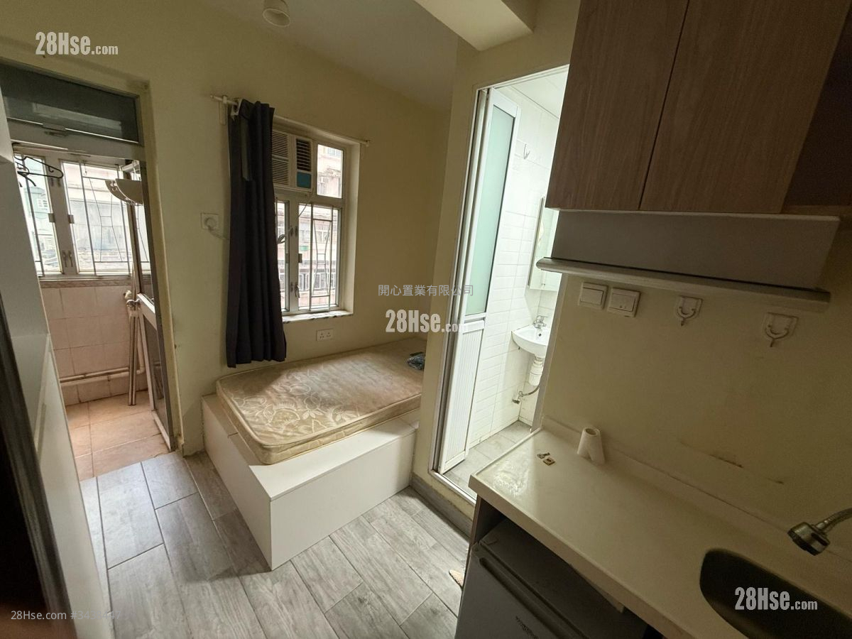 Phoenix Apartments Rental Studio , 1 Bathroom 110 ft² ( 10.2 m² )