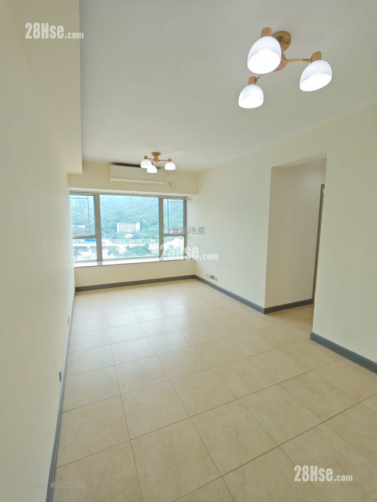 Bellagio Rental 2 Bedrooms , 1 Bathroom 524 ft² ( 48.7 m² )