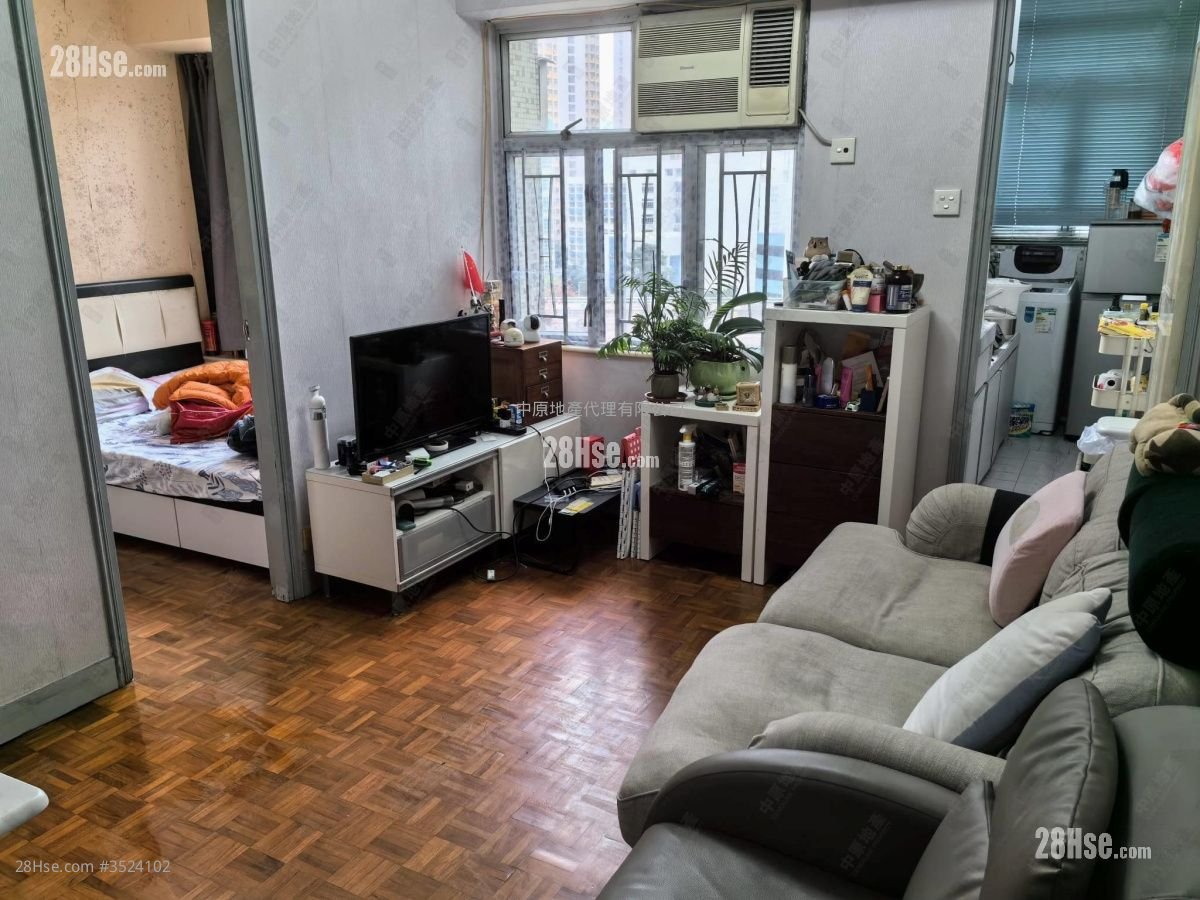 Win Tack Building Sell 2 Bedrooms , 1 Bathroom 328 ft² ( 30.5 m² )