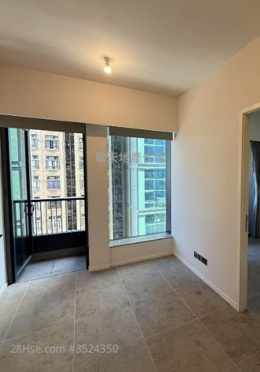 Bohemian House Sell 346 ft² ( 32.1 m² )
