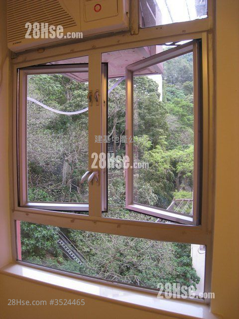 再辉大厦 售盘 2 房 , 1 浴室 422 平方尺 ( 39.2 平方米 )