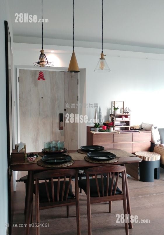 University Heights Sell 2 Bedrooms , 1 Bathroom 464 ft² ( 43.1 m² )