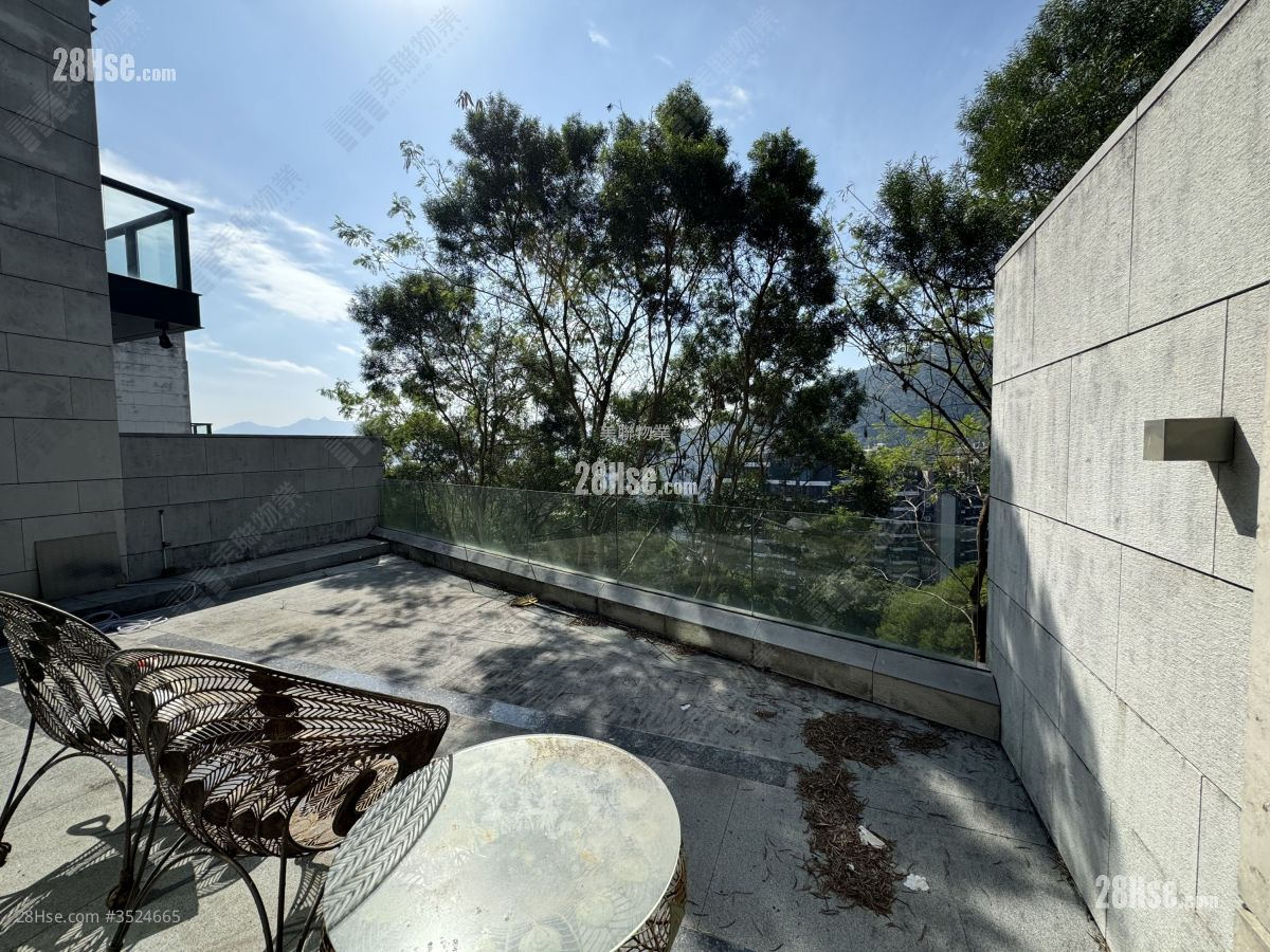 Kau To Highland Sell 4 Bedrooms , 4 Bathrooms 2,630 ft² ( 244.3 m² )