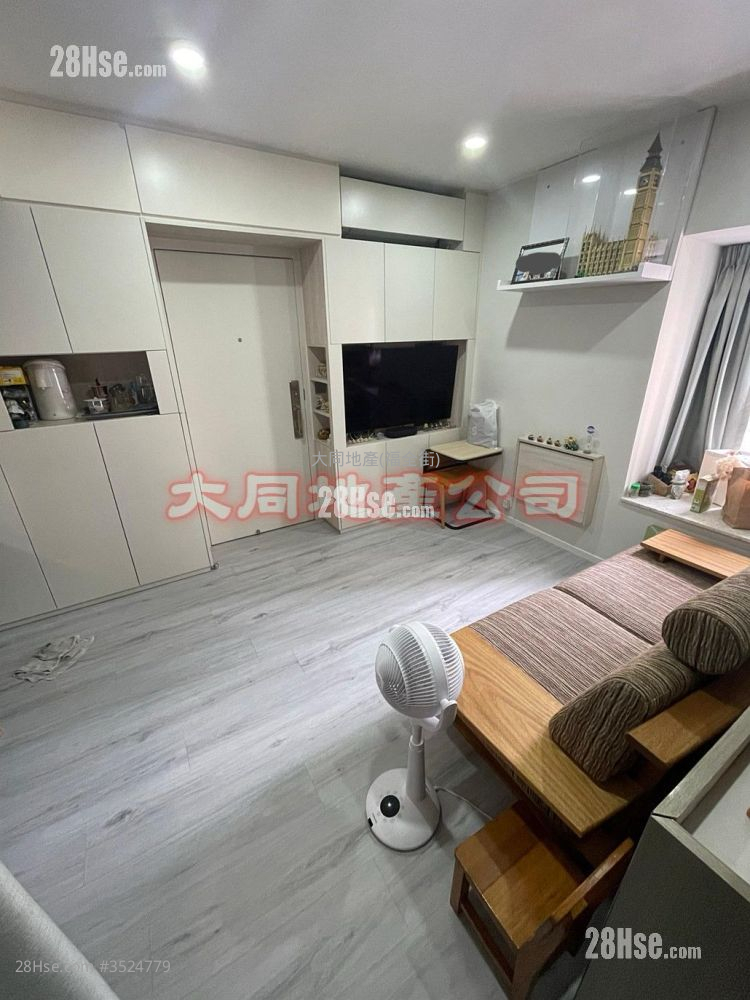 Hoi Hong Building Rental 3 Bedrooms 428 ft² ( 39.8 m² )