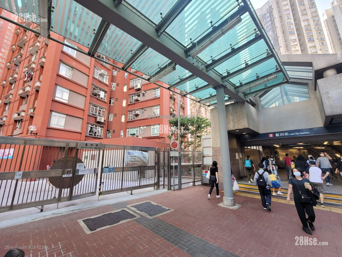 Hong Tin Court Rental 3 Bedrooms , 1 Bathroom 531 ft² ( 49.3 m² )