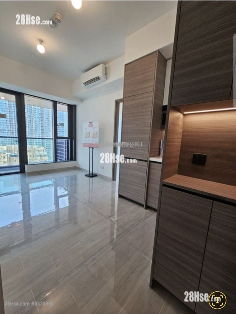 Bal Residence Sell 1 Bedroom , 1 Bathroom 349 ft² ( 32.4 m² )