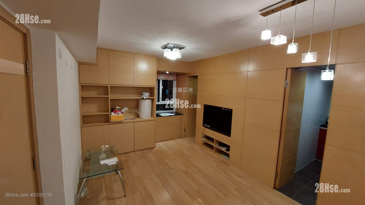 Smithfield Terrace Rental 1 Bedroom , 1 Bathroom 314 ft² ( 29.2 m² )