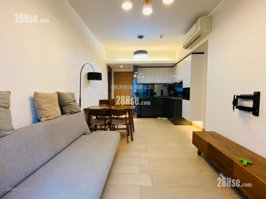 Century Link Rental 2 Bedrooms , 1 Bathroom 466 ft² ( 43.3 m² )