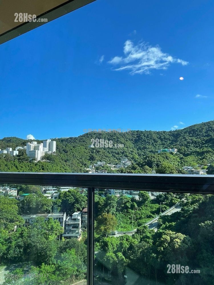 Silicon Hill Sell 2 Bedrooms , 2 Bathrooms 457 ft² ( 42.5 m² )