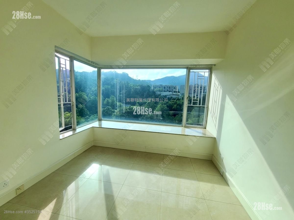Festival City Sell 4 Bedrooms , 2 Bathrooms 958 ft² ( 89.0 m² )