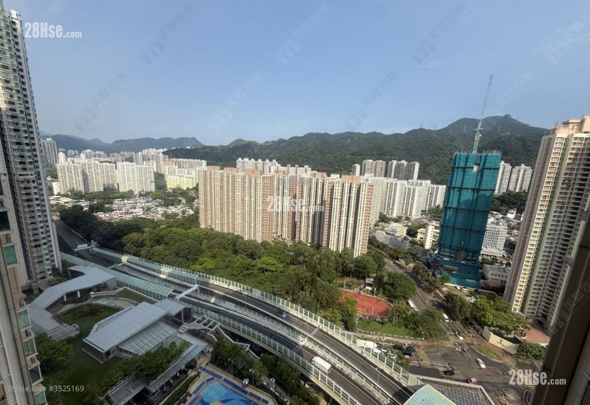 Festival City Sell 3 Bedrooms , 2 Bathrooms 785 ft² ( 72.9 m² )