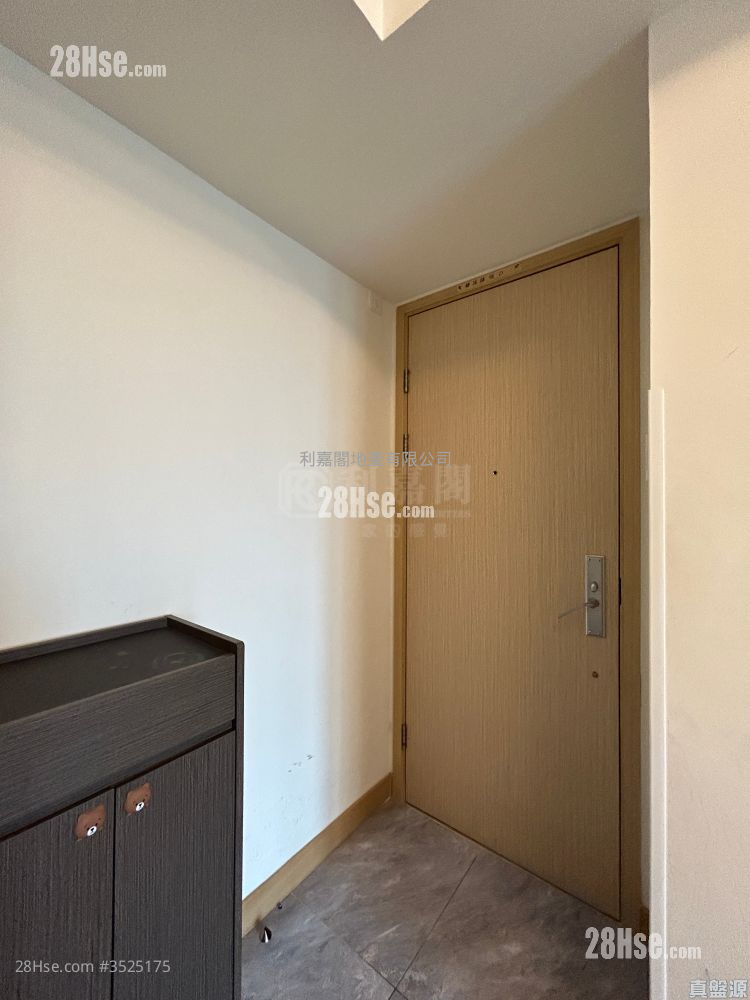 The Spectra Sell 2 Bedrooms 484 ft² ( 45.0 m² )