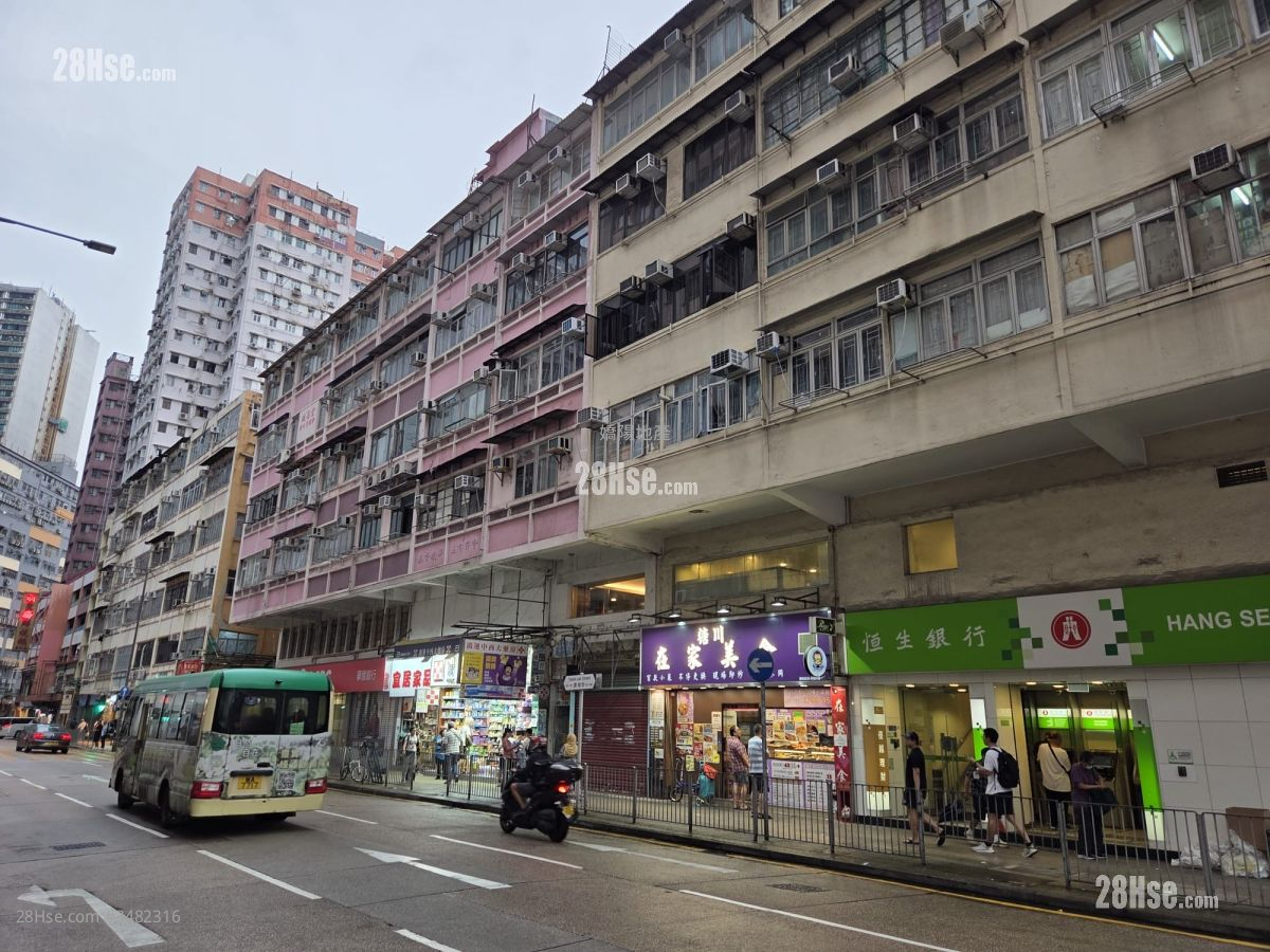 Tong An Mansion Sell 3 Bedrooms , 3 Bathrooms 496 ft² ( 46.1 m² )