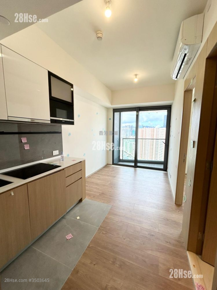 The Aperture Rental 1 Bedroom , 1 Bathroom 321 ft² ( 29.8 m² )