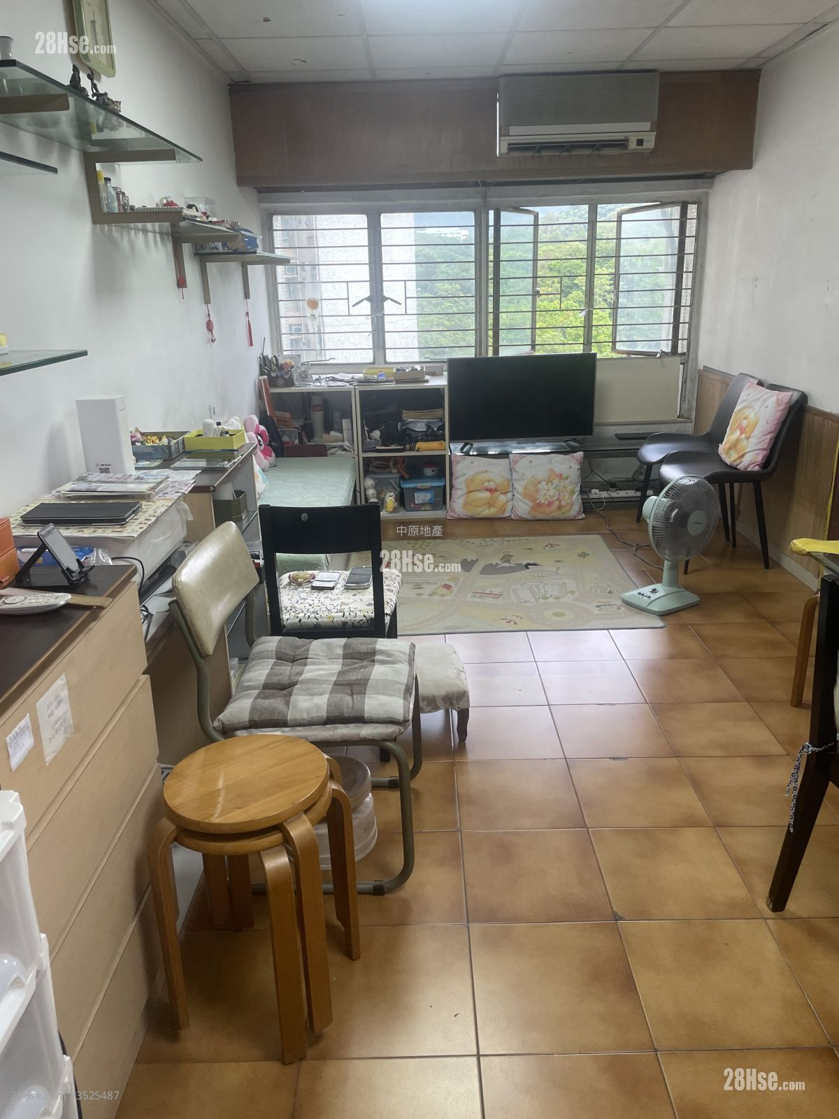 Wah Ming Est Sell 3 Bedrooms 566 ft² ( 52.6 m² )