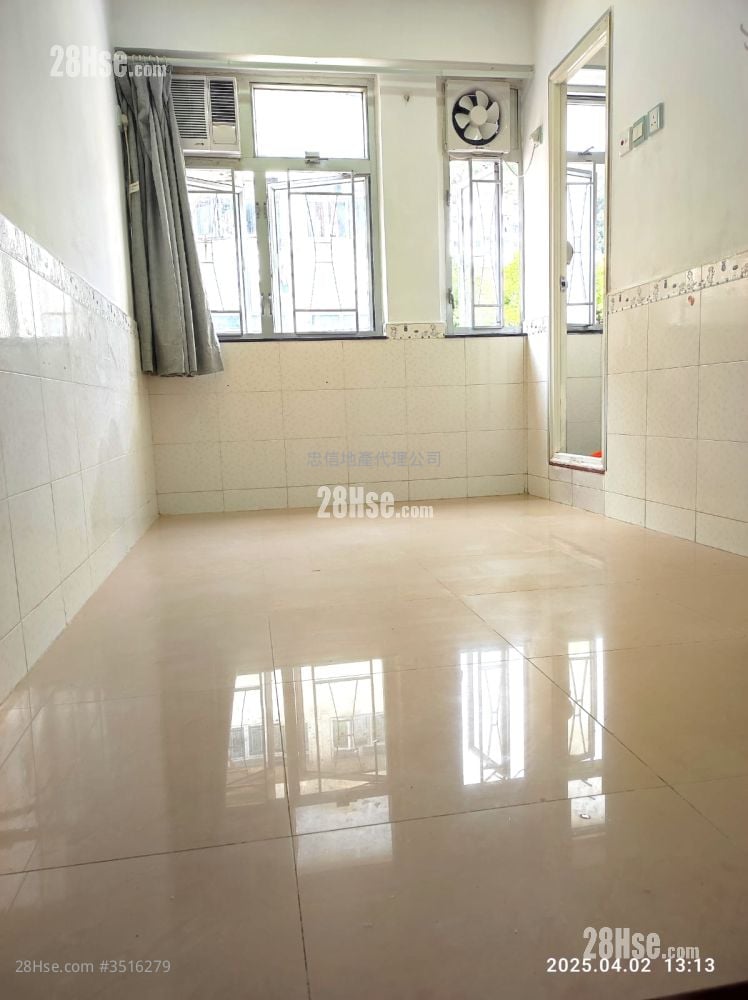 Wang Yip Building Rental Studio , 1 Bathroom