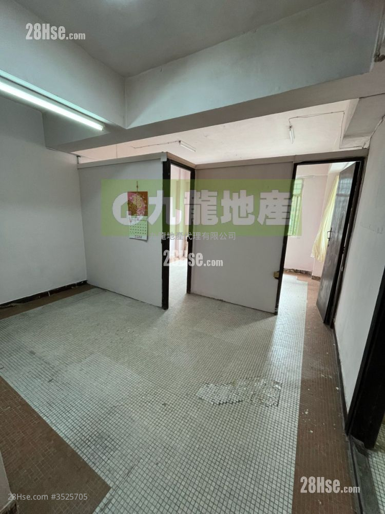 South Ocean Building Sell 2 Bedrooms , 1 Bathroom 371 ft² ( 34.5 m² )