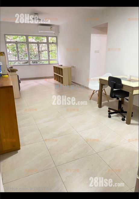 Summer Court Rental 3 Bedrooms , 2 Bathrooms 765 ft² ( 71.1 m² )