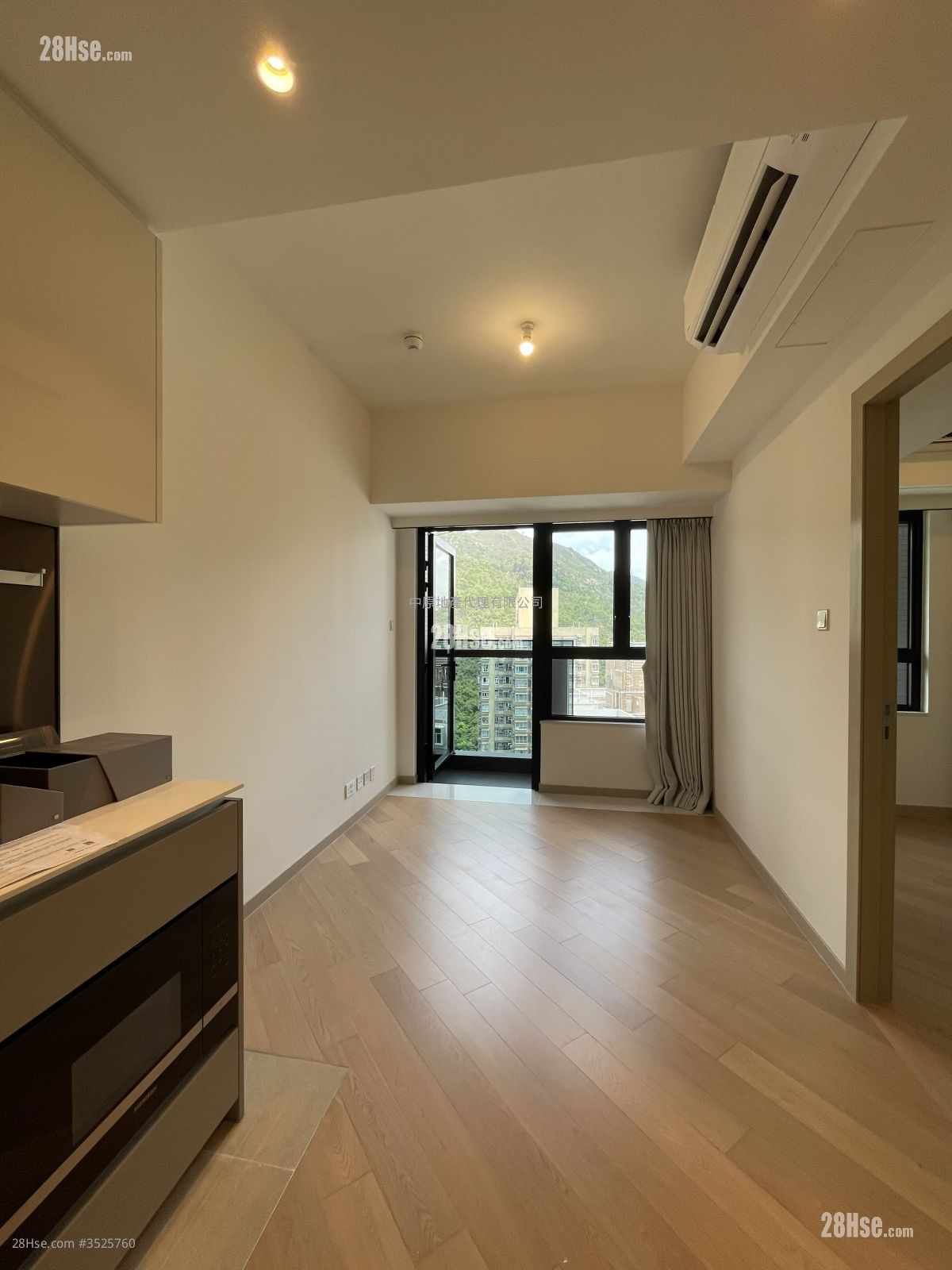 Mount Regency Sell 2 Bedrooms , 1 Bathroom 379 ft² ( 35.2 m² )