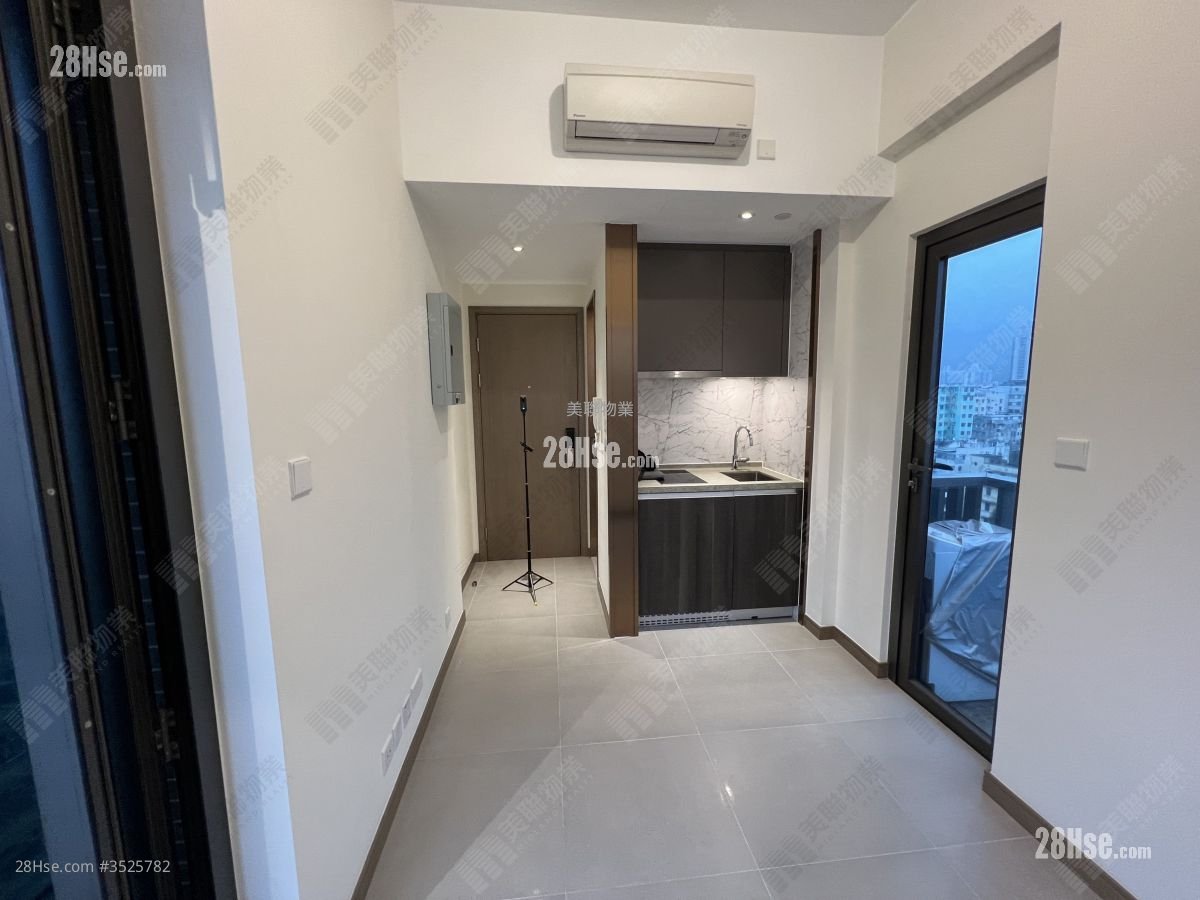 Ava228 Sell 1 Bedroom , 1 Bathroom 248 ft² ( 23.0 m² )