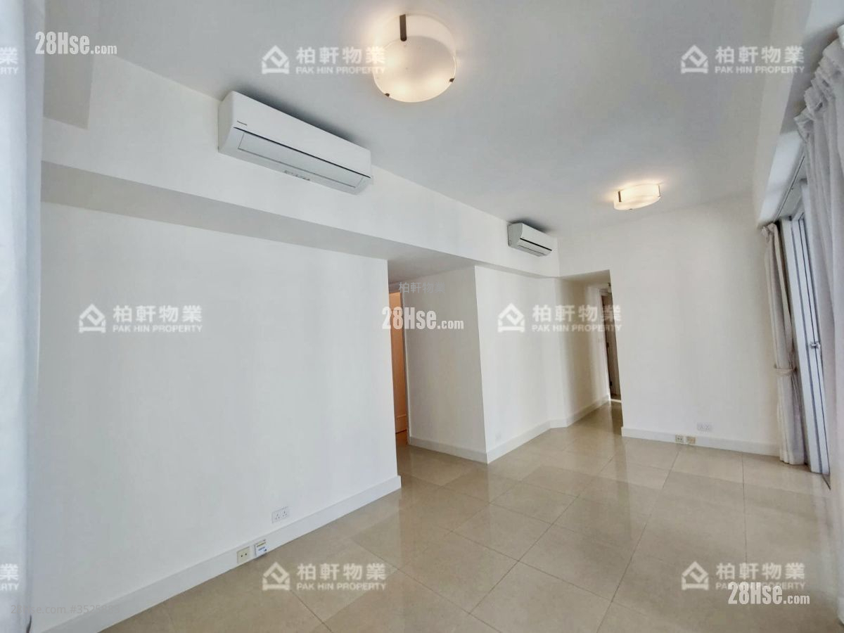 Casa 880 Rental 4 Bedrooms , 2 Bathrooms 842 ft² ( 78.2 m² )