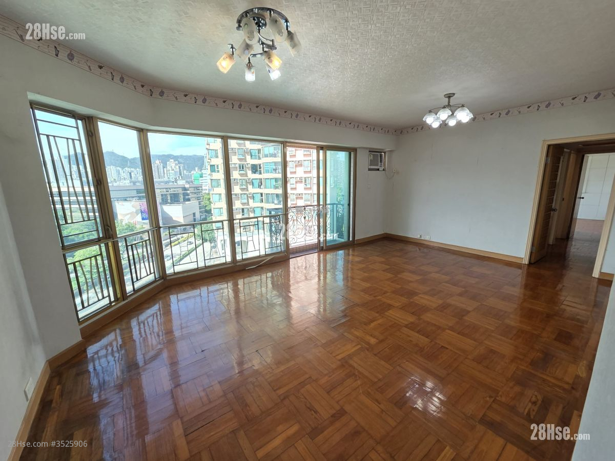 The Astrid Sell 3 Bedrooms , 2 Bathrooms 948 ft² ( 88.1 m² )