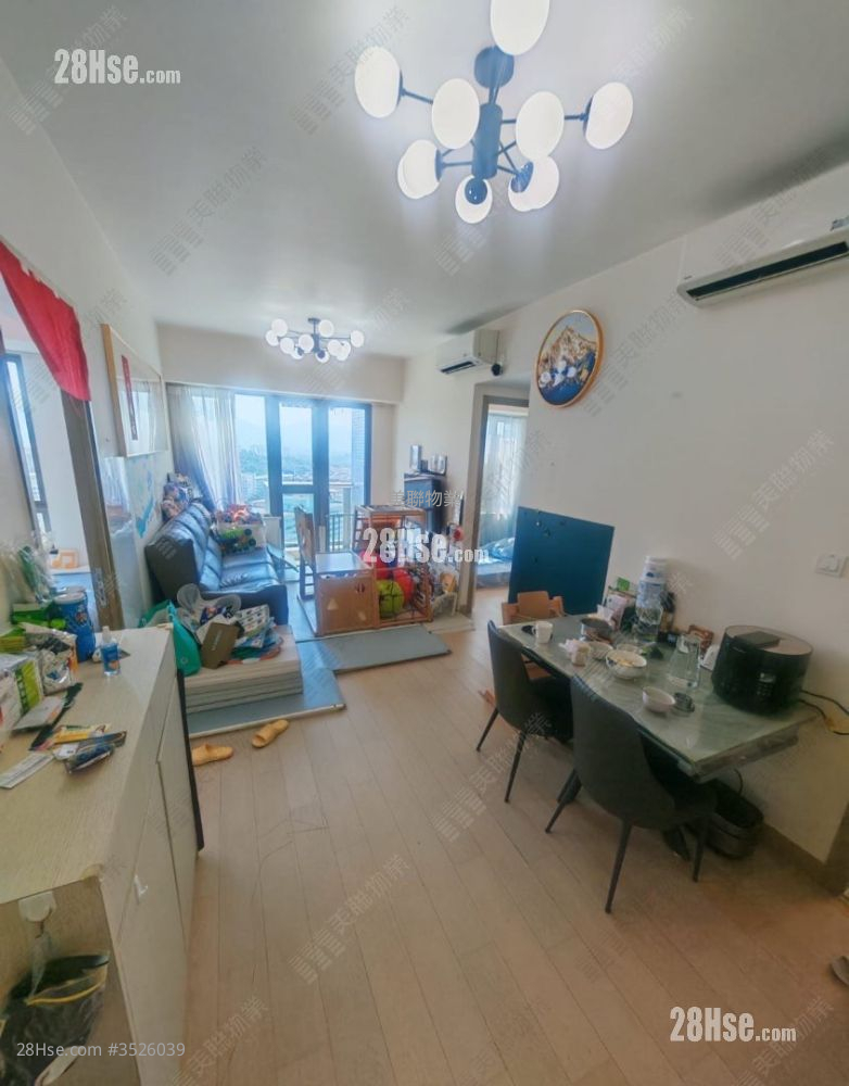 The Spectra Rental 4 Bedrooms , 2 Bathrooms 820 ft² ( 76.2 m² )