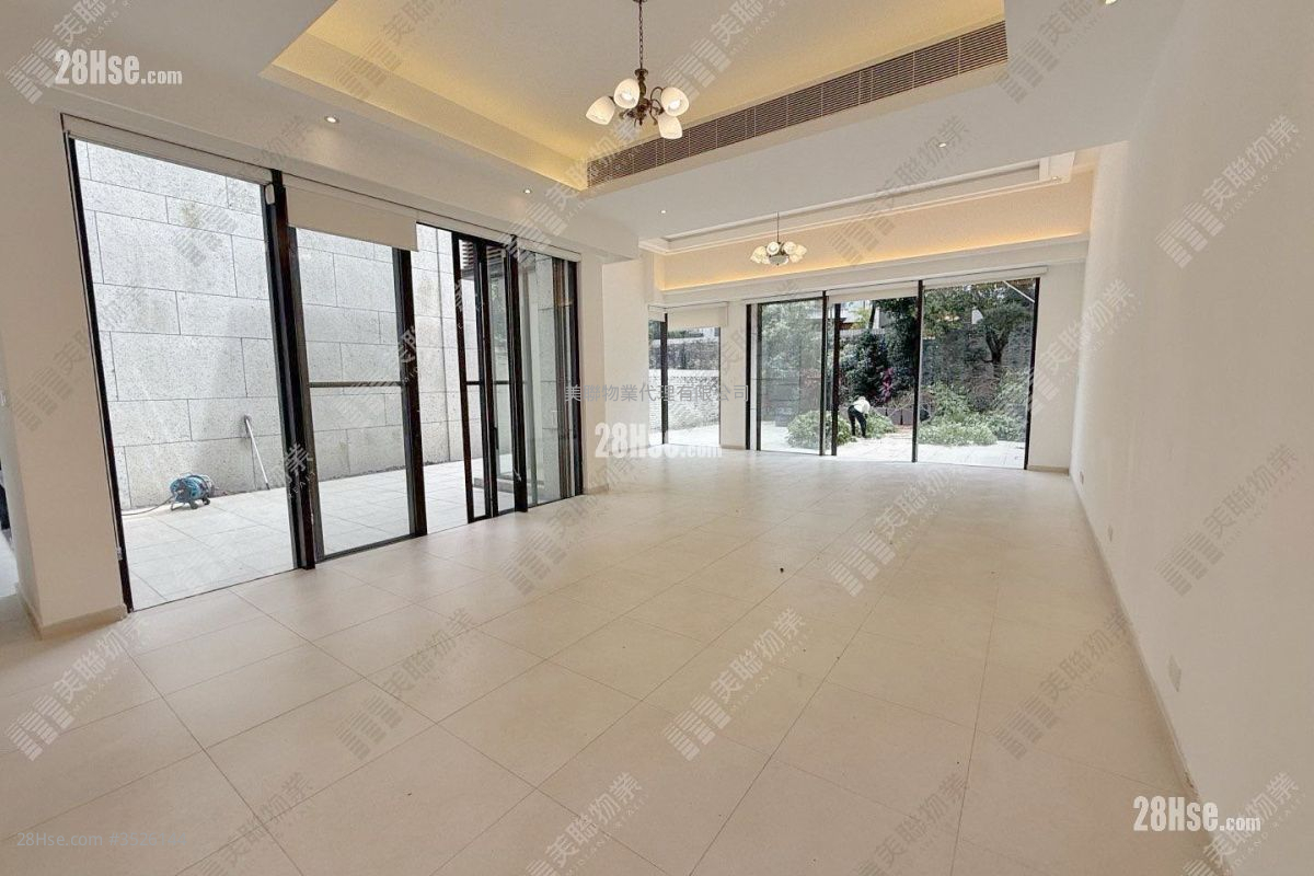 Valais Rental 3 Bedrooms , 5+ Bathrooms 2,792 ft² ( 259.4 m² )