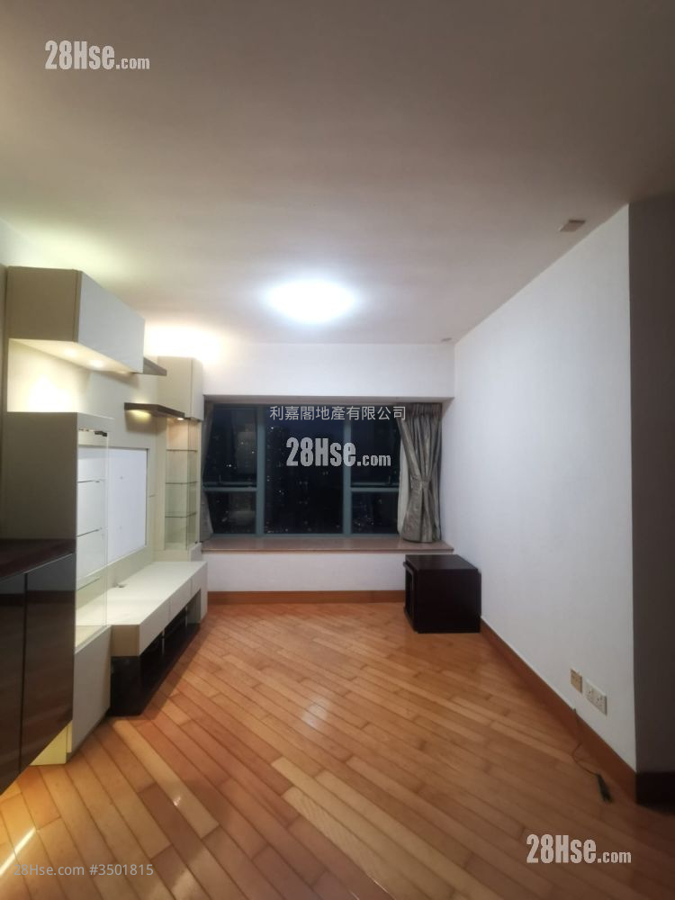 Aquamarine Rental 2 Bedrooms , 1 Bathroom 499 ft² ( 46.4 m² )