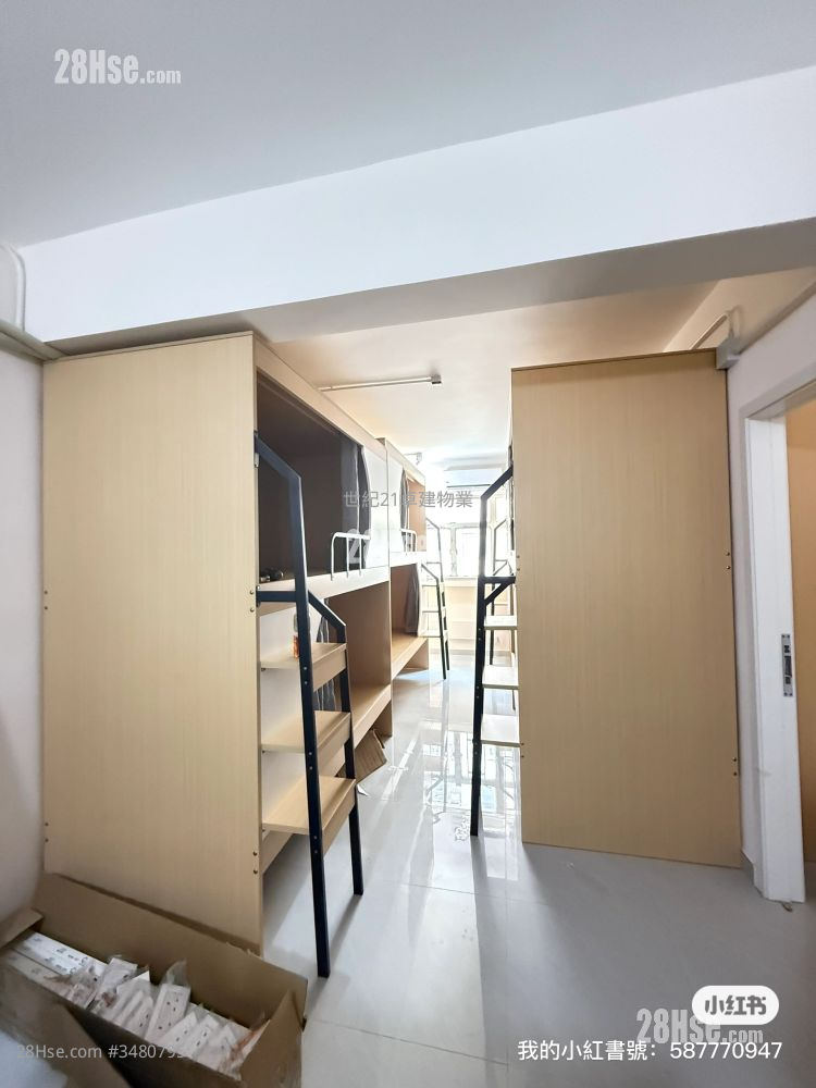 Man Fai Building Rental Studio , 2 Bathrooms 50 ft² ( 4.6 m² )