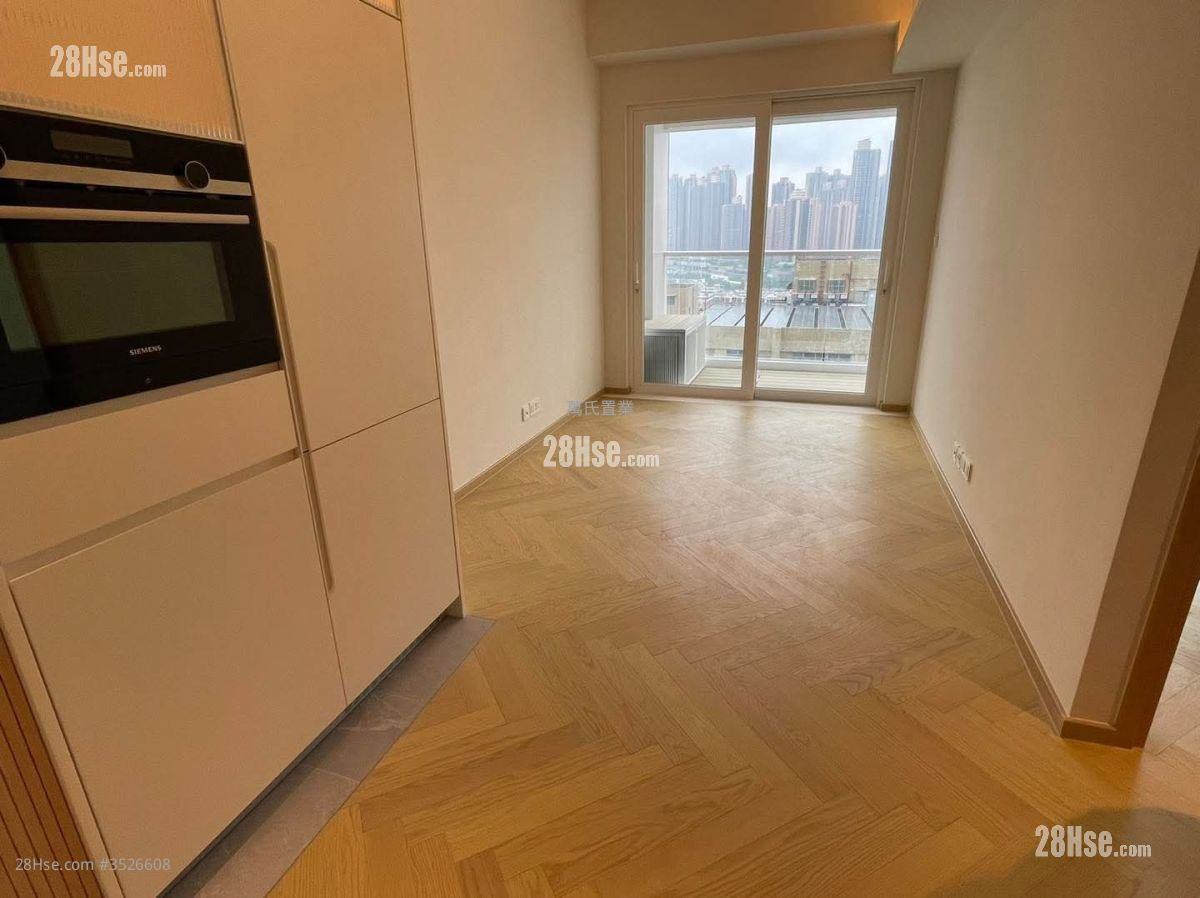 After The Rain Rental 2 Bedrooms , 1 Bathroom 475 ft² ( 44.1 m² )