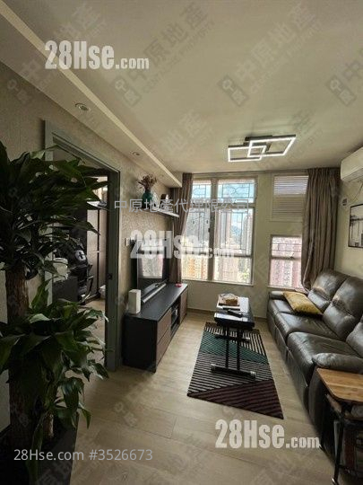 Fung Ting Court Sell 3 Bedrooms , 2 Bathrooms 661 ft² ( 61.4 m² )