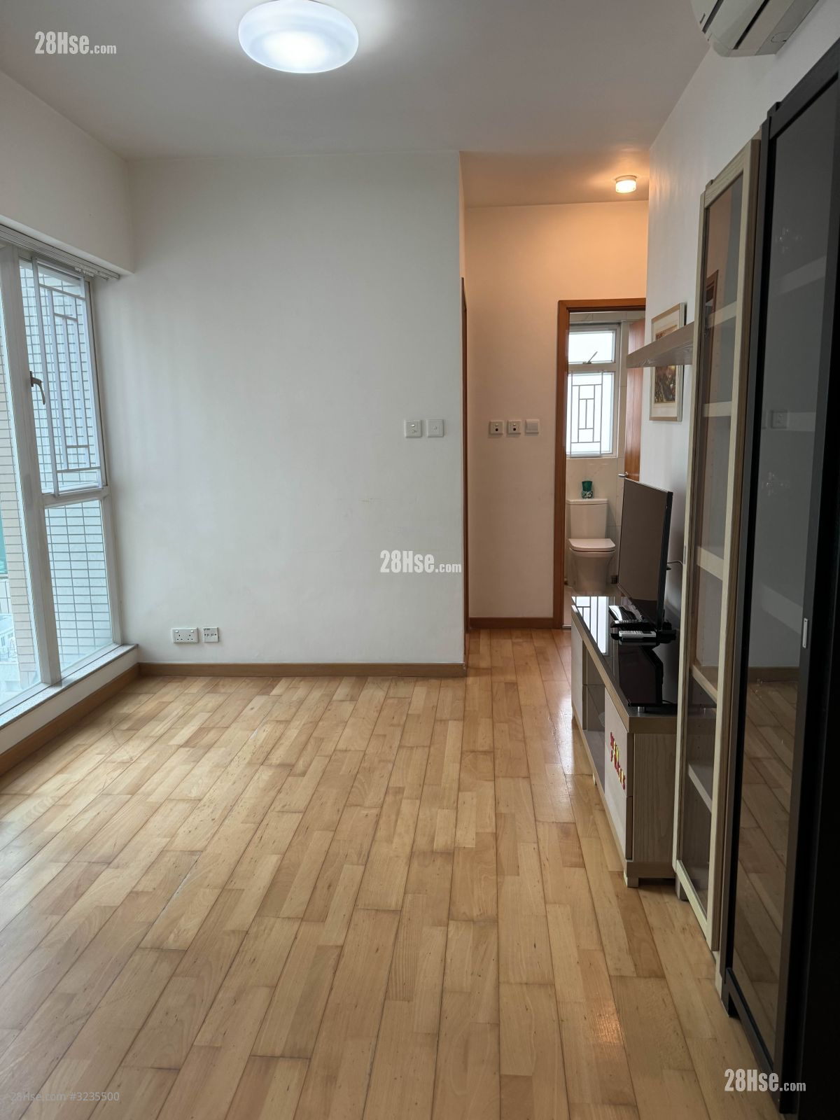 Ivy On Belcher's Sell 3 Bedrooms 535 ft² ( 49.7 m² )