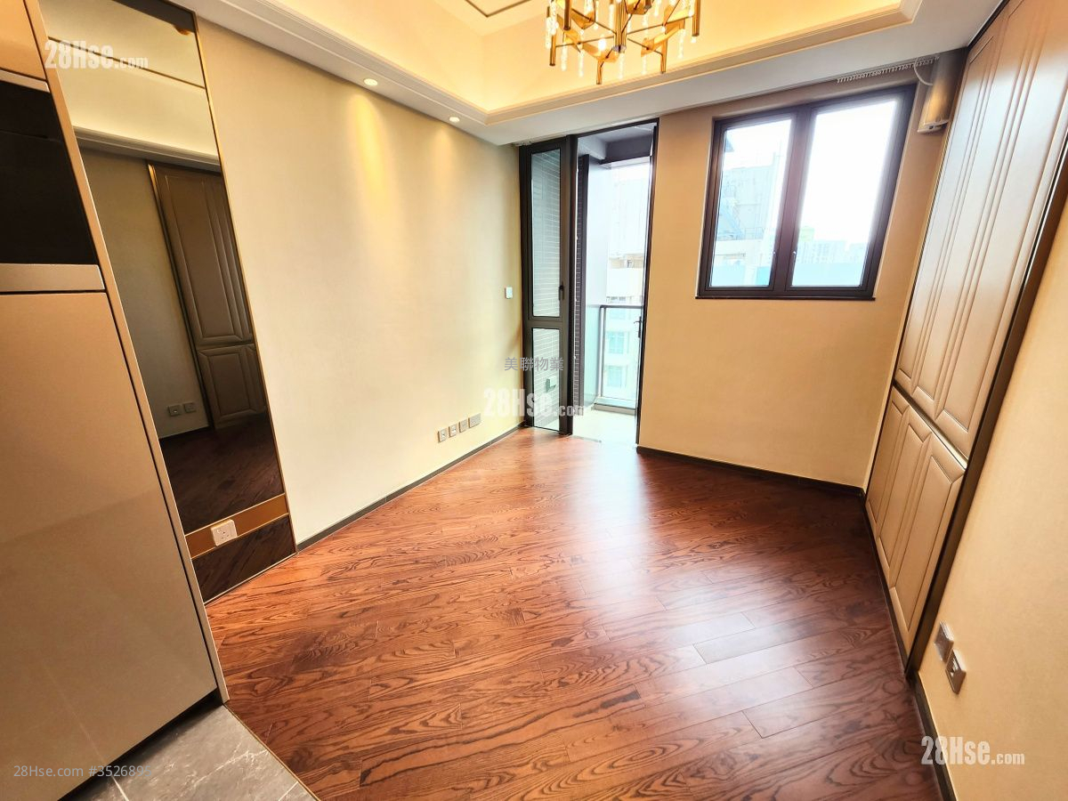 The Vertex Sell 1 Bedroom , 1 Bathroom 238 ft² ( 22.1 m² )