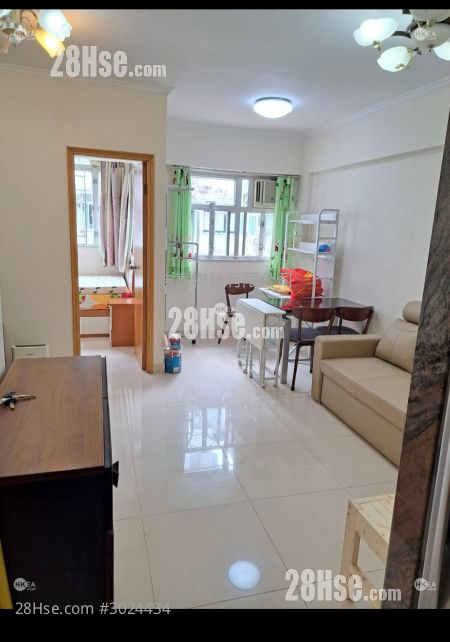 Yick Cheong Building Rental 1 Bedroom , 1 Bathroom 325 ft² ( 30.2 m² )