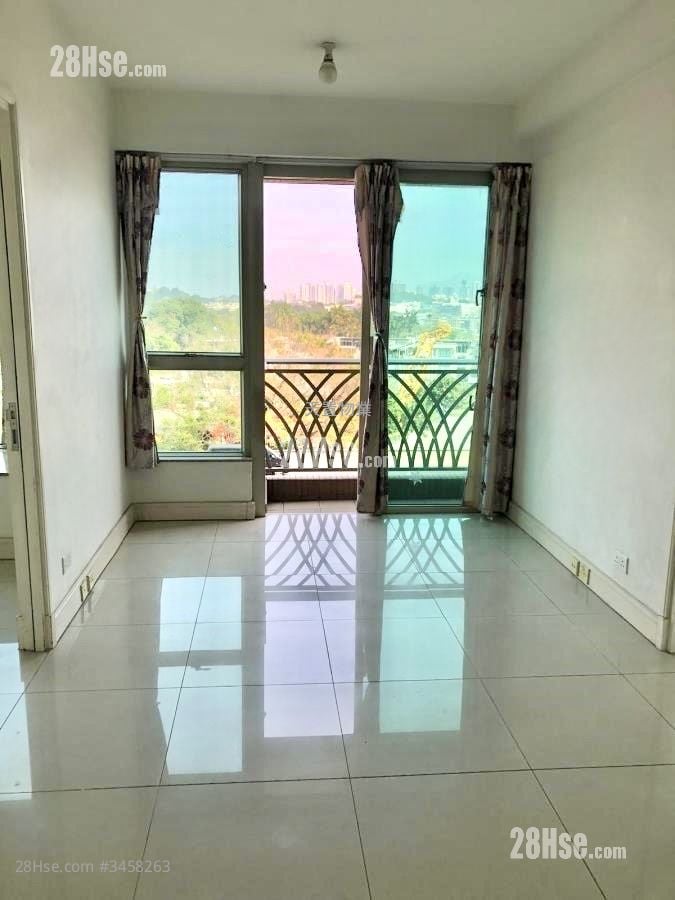 Uptown Rental 2 Bedrooms 511 ft² ( 47.5 m² )