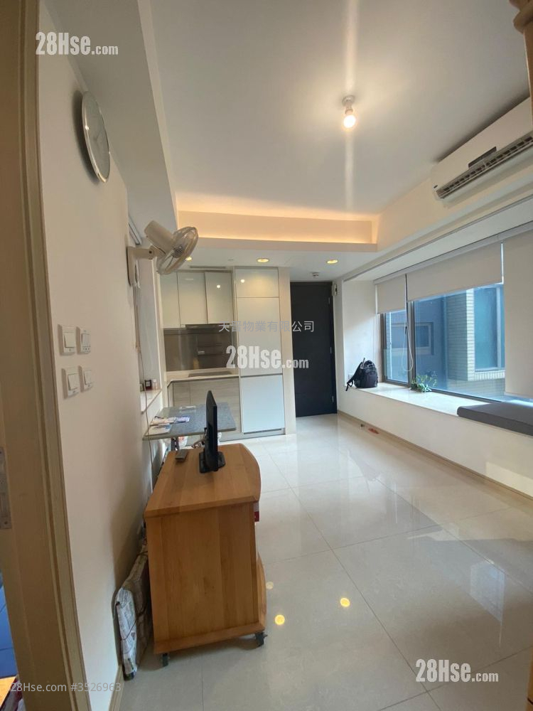 Viva Sell 1 Bedroom , 1 Bathroom 339 ft² ( 31.5 m² )