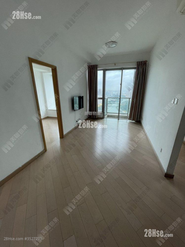 Century Gateway Sell 3 Bedrooms , 2 Bathrooms 718 ft² ( 66.7 m² )
