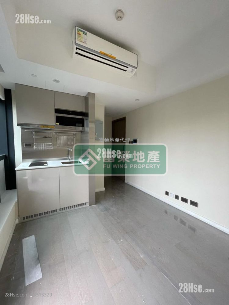 Enchantee Rental Studio , 1 Bathroom 177 ft² ( 16.4 m² )