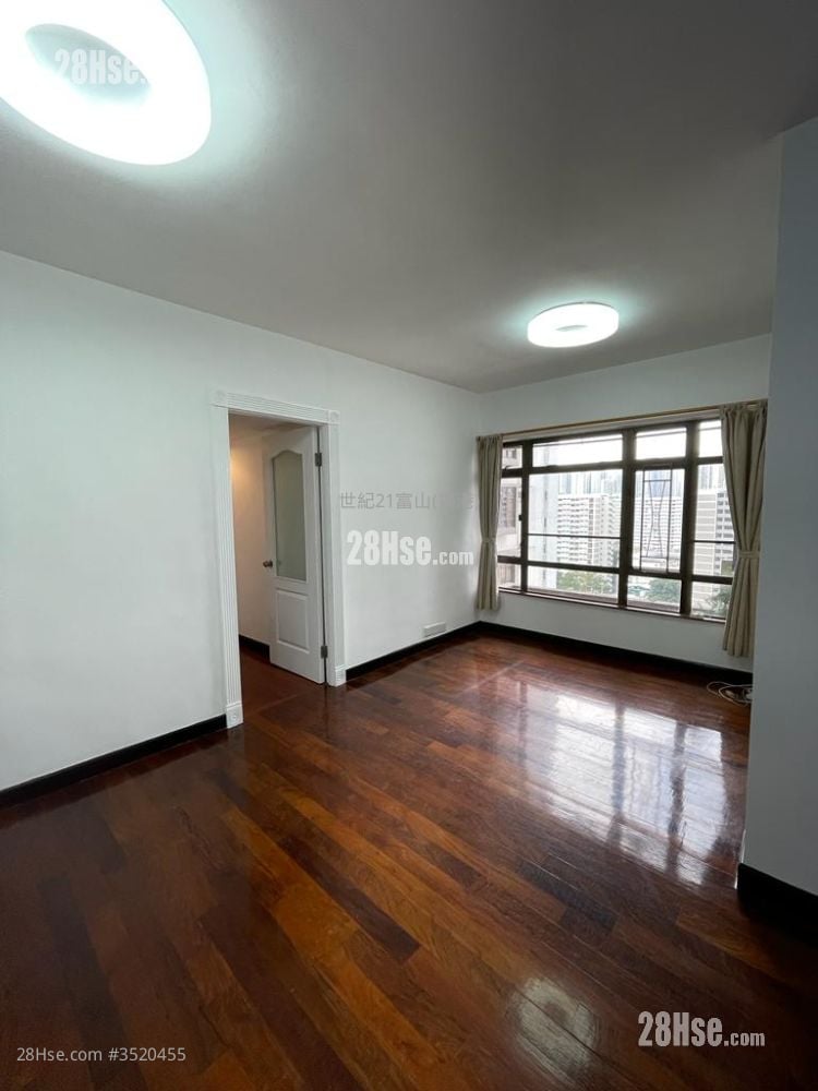 Bay View Garden Sell 3 Bedrooms , 2 Bathrooms 637 ft² ( 59.2 m² )